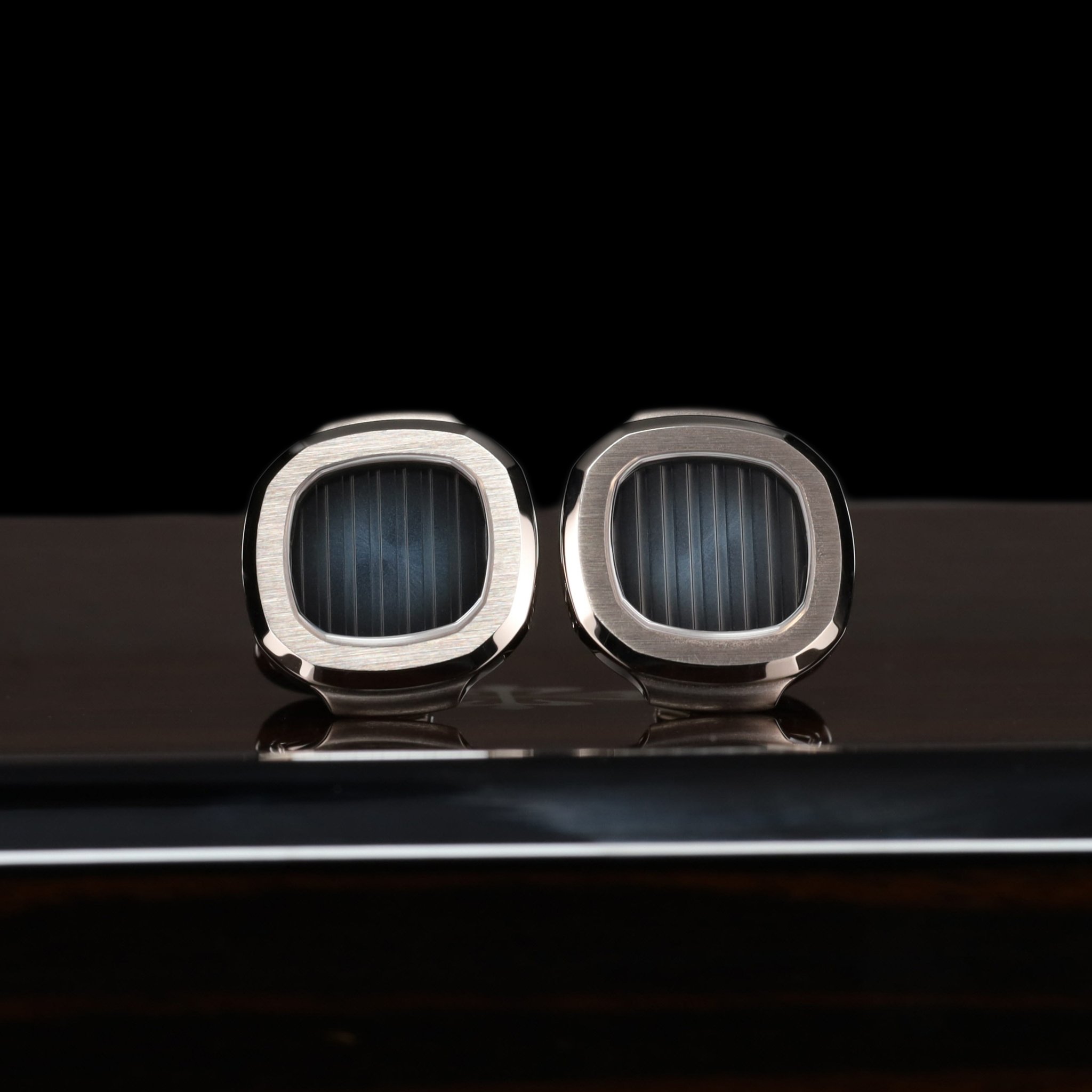 Patek Philippe Nautilus Cufflinks — photo 1